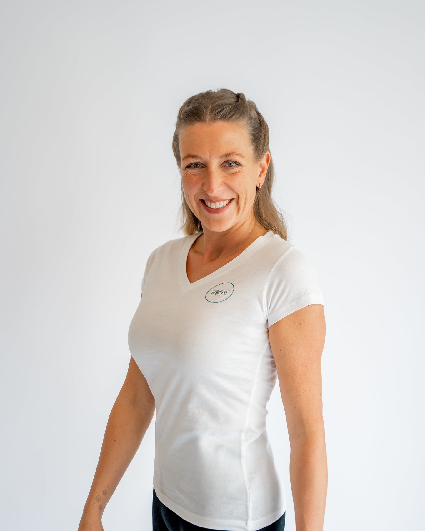 Body Fit T-Shirt - The SKATE Club®